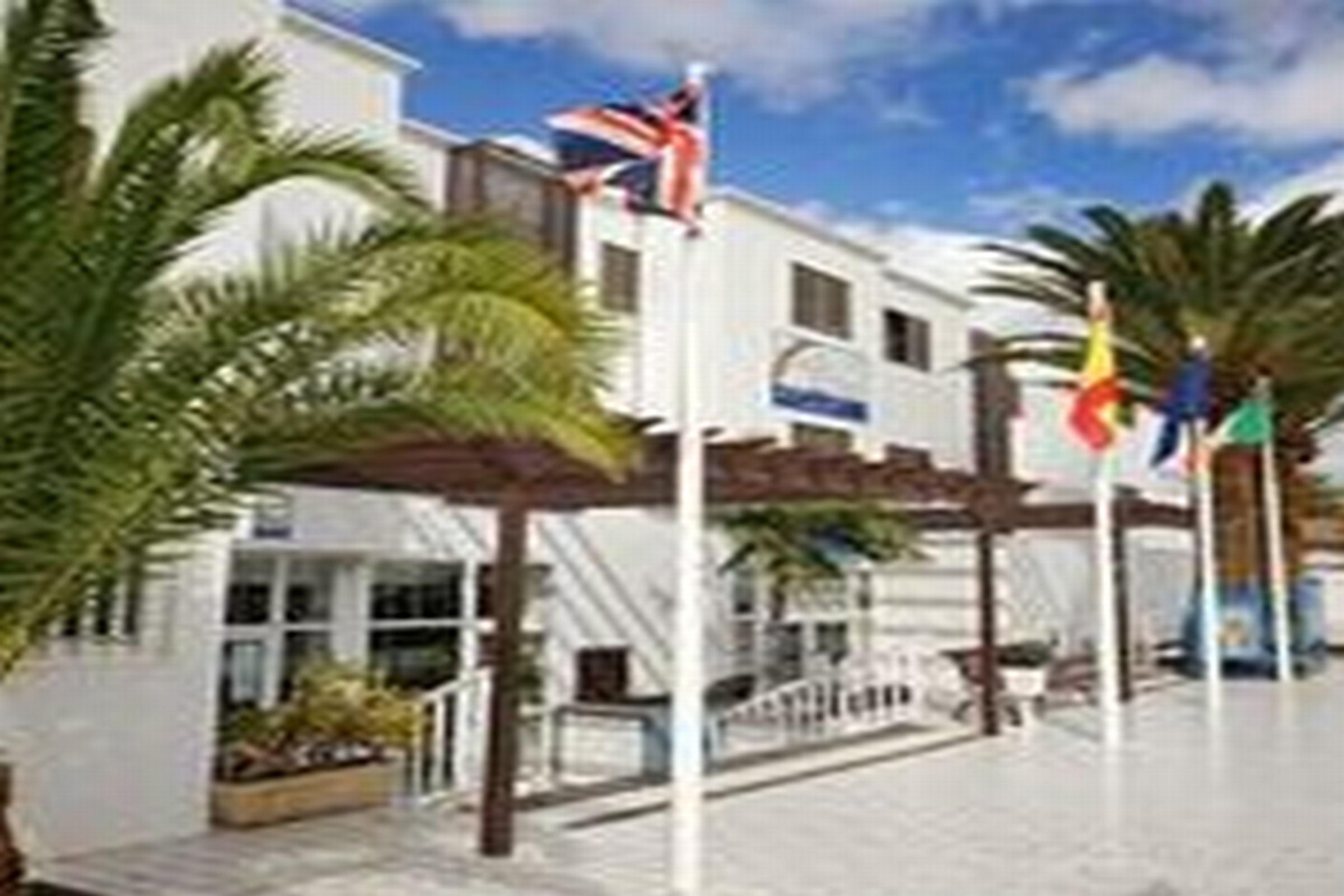 Plaza Azul Aparthotel Puerto del Carmen  Exterior photo