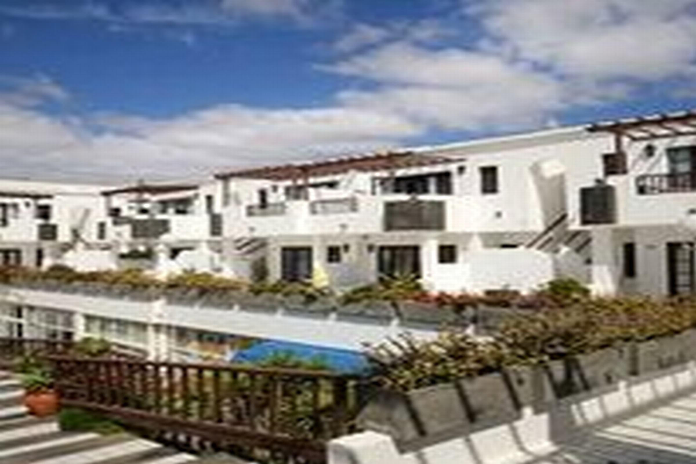 Plaza Azul Aparthotel Puerto del Carmen  Exterior photo