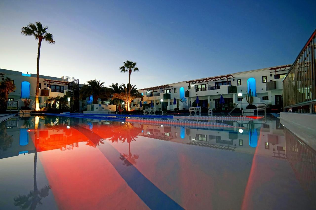 Plaza Azul Aparthotel Puerto del Carmen  Exterior photo