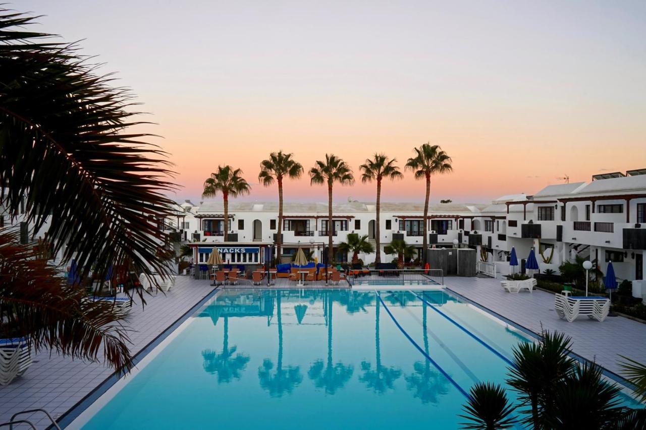 Plaza Azul Aparthotel Puerto del Carmen  Exterior photo