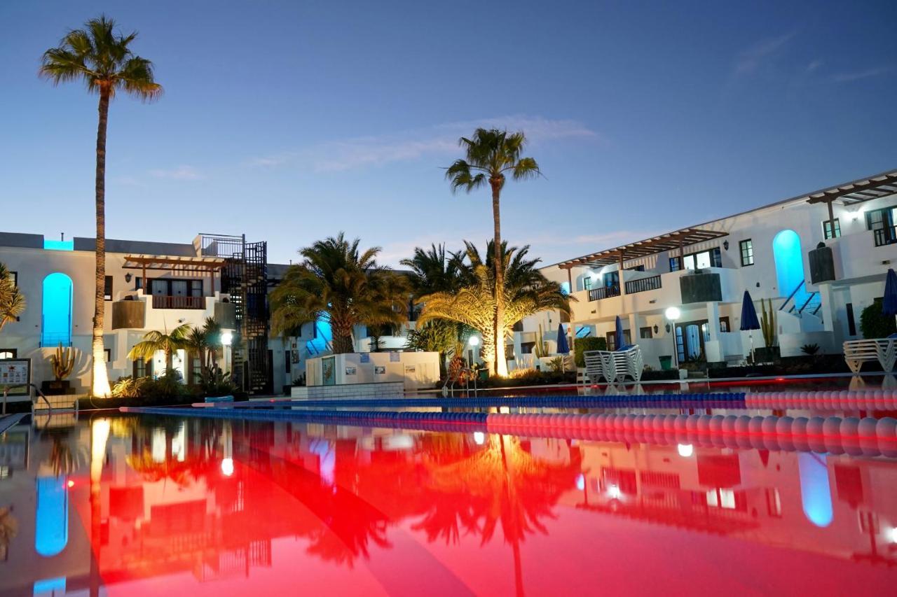 Plaza Azul Aparthotel Puerto del Carmen  Exterior photo